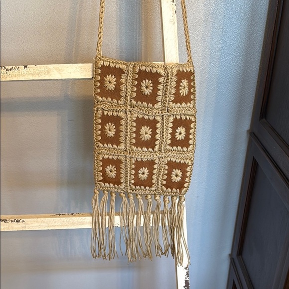 🥳Host Pick🥳 Boho Sundown Wild Leather Crochet Fringe Bag - Brown and Cream - Picture 2 of 11